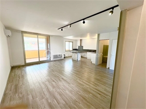 t4 à la vente -   30200  BAGNOLS SUR CEZE, surface 77 m2 vente t4 - UBI471971372